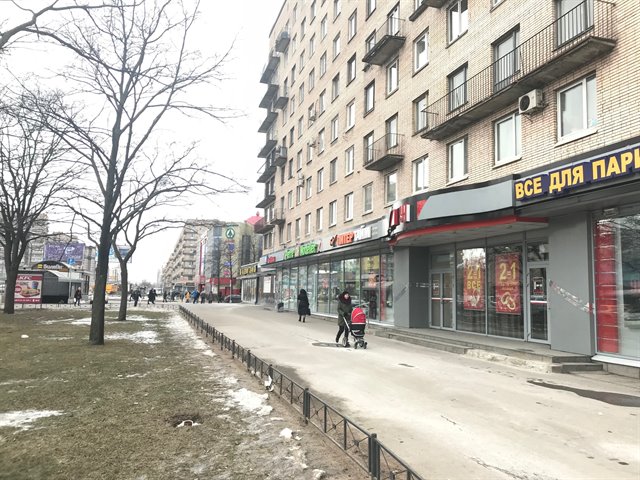 Аренда 45 кв.м. в ТК на Ленинском пр. рядом с метро.
