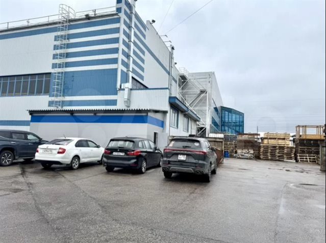 Продажа производственно-складского комлпекса 2339 м² на земельном участке 32 сотки
