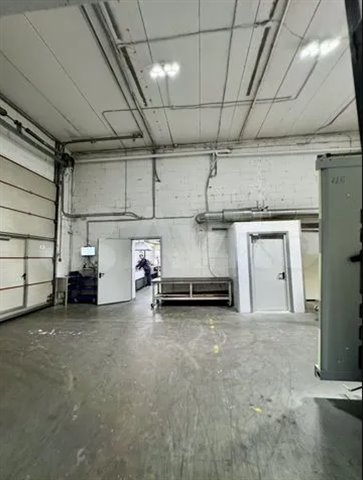 Продажа производственно-складского комлпекса 2339 м² на земельном участке 32 сотки
