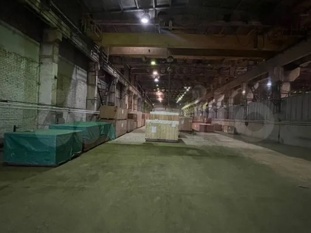 Продажа отапливаемого производственного помещения 9178 м² с кран-балками