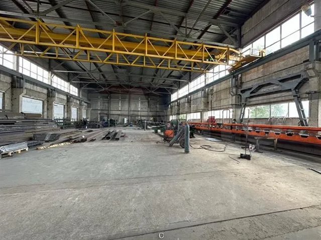 Продажа производственного комплекса 3773 м² на земельном участке 11200 м²