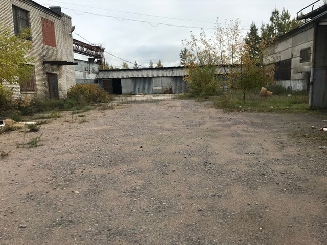 Аренда неотапливаемого помещения 1000 кв м под склад-производство на отдельной территории возле КАД