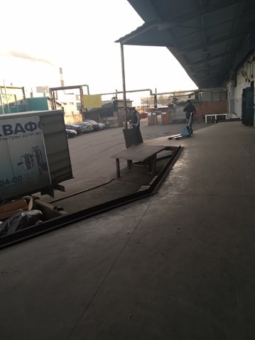 Аренда отапливаемого сухого склада 800 кв.м. с пандусом под разгрузку грузового автотранспорта 5 мин. от метро Дунайская