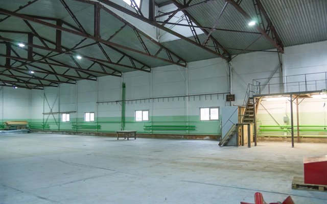 Аренда отапливаемого производственно-складского помещения площадью 800 кв.м. возле метро Старая Деревня