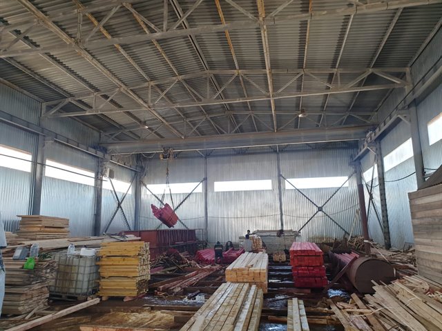 Аренда отапливаемого производственно-складского здания 972 кв.м. Две кран-балки по 5 тонн