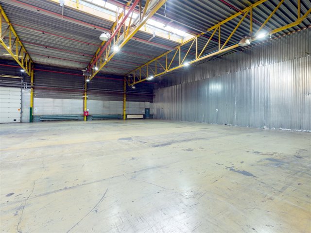 Отапливаемое помещение под склад, производство - 2117 м2