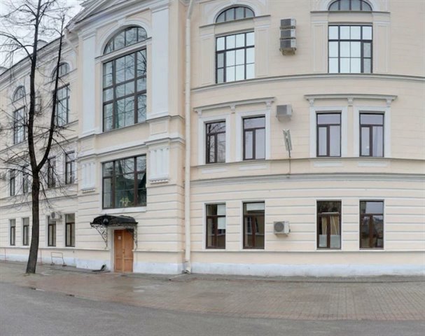 Продажа отдельно стоящего здания 2490 м² в центре Санкт-Петербурга