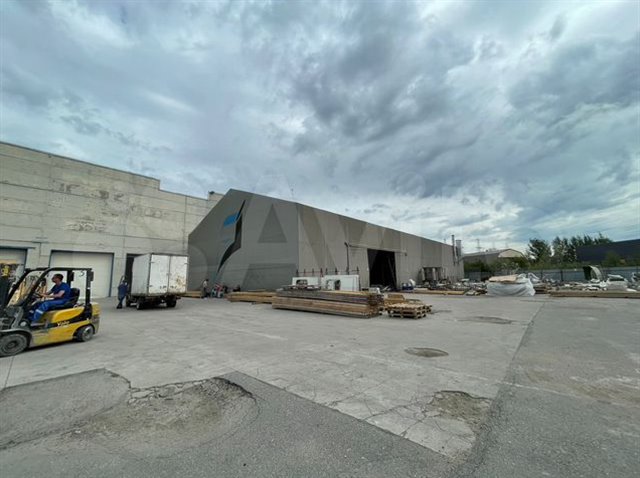 Аренда помещения под склад-производство 2390 м² с кран-балкой на 5 т