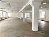 Отапливаемое универсальное помещение под офис, торговлю, шоу-рум, мастерскую, склад - 628 м2