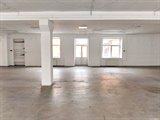 Отапливаемое универсальное помещение под офис, торговлю, шоу-рум, мастерскую, склад - 628 м2