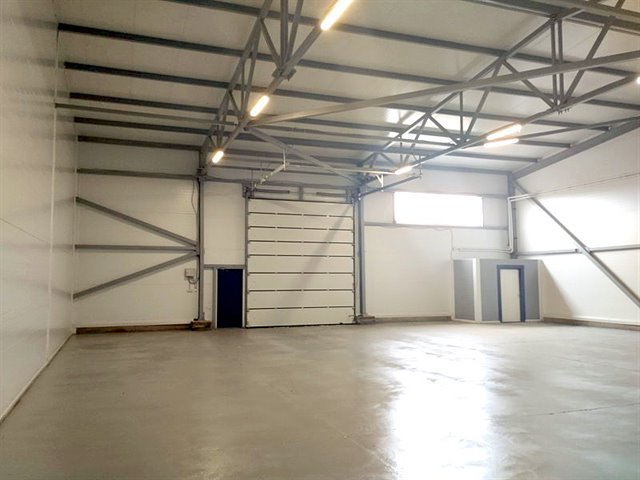 Отапливаемое помещение под автосервис, склад, не энергоемкое производство - 240-360-1360 м2