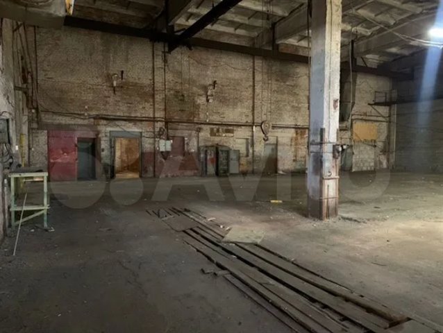 Аренда помещения под склад-производство 1000 м² c кран-балками на 2,5 и 3 т