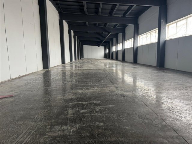 Аренда здания под склад-производство 1000 м² с земельным участокм 2200 м²