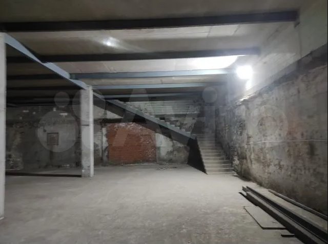 Аренда помещений свободного назначения 2600 м² в городе