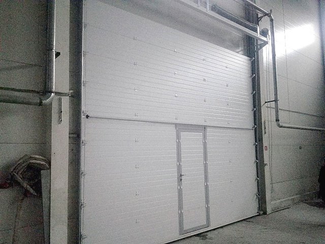 Отапливаемое помещение под склад, производство - 2390 м2