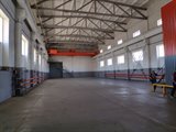 Аренда производственно-складского здания 870 м² с мостовым краном на 10 тонн в городе
