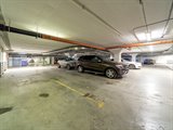 Аренда отапливаемого паркинга под торговлю, шоу-рум - 1651 м2