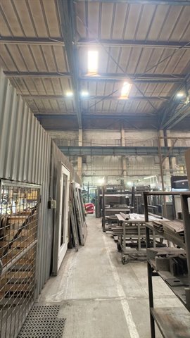 Аренда производственно-складского помещения  1650 м² в Выборгском районе