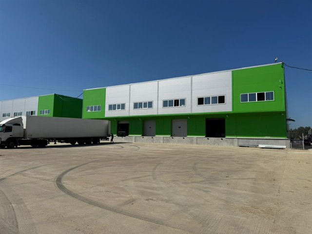 Продажа 6 ангаров с пандусами от 1500 м² до 9000 м²