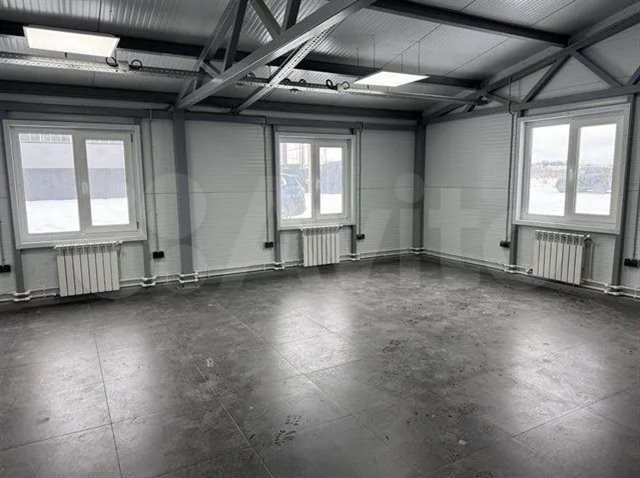 Аренда цеха 1082 м² с кран-балкой на 5 т и земельным участком 34 сотки