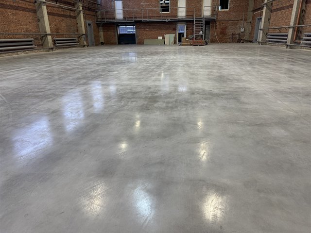 Аренда производственно-скласдкого помещения 850 м² с кран-балкой на 5 т