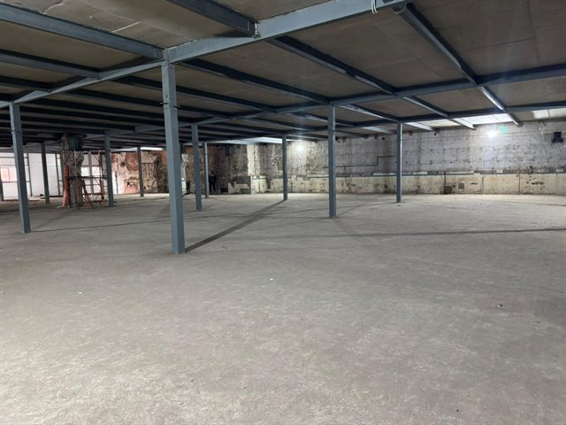 Аренда помещения свободного назначения 2600 м² в городе