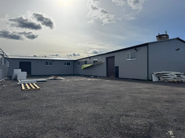 Аренда двух ангаров 800 м² и 400 м² под склад-производство