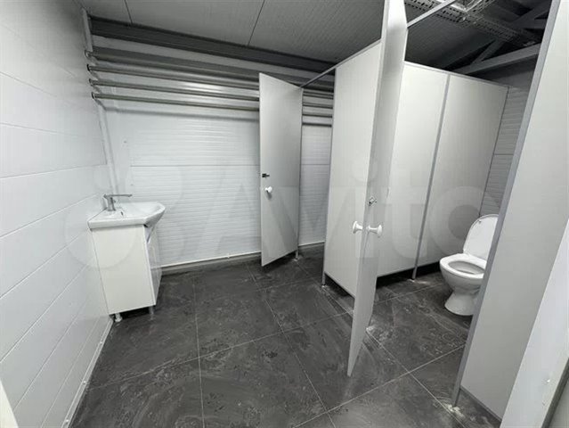 Продажа производственно-скласдкого комплекса 2182 м² с арендаторами