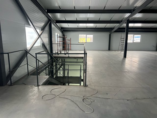 Аренда отапливаемого ангара 1282 м² под склад-производство