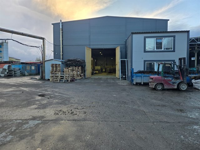 Аренда отапливаемого цеха 1000 кв м с кран-балкой на 5 тонн