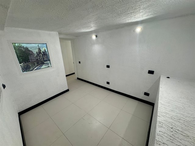 Аренда универсального помещения под любые цели 12 м² возле м. Василеостровская