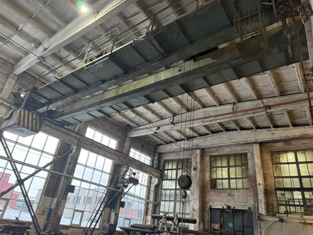 Аренда под склад-производство 1922 м² с 3 кран-балками  на 3, 3 и 5 тонн