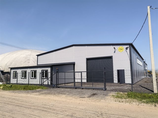 Продажа готового производственного комплекса 1620 м² на земельном участке 40,8 соток