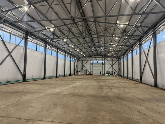Аренда двух рядом стоящих отапливаемых ангаров 1100 м² и 1250 м²