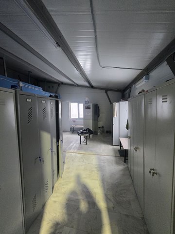 Аренда отапливаемого ангара 1100 м² с двумя кран-балками на 5 т