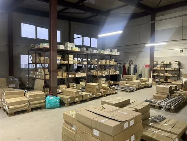 Аренда помещения 1600 м² под склад-производство с офисом