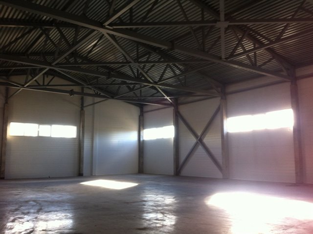 Аренда помещения свободного назначения 1050 м²