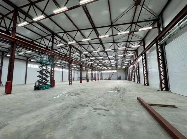 Аренда производственно-складского помещения от 1350 м² до 2700 м² с кран-балками на 5 и 10 т