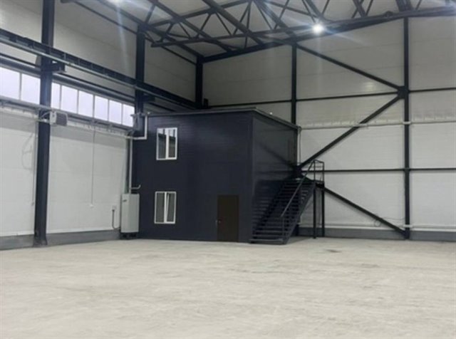 Аренда отапливаемого производственного помещения 1500 м² c кран-балкой на 10 т
