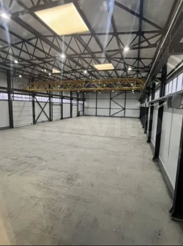 Аренда отапливаемого производственного помещения 1500 м² c кран-балкой на 10 т