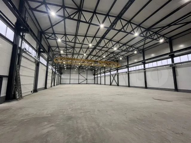 Аренда отапливаемого производственного помещения 1500 м² c кран-балкой на 10 т
