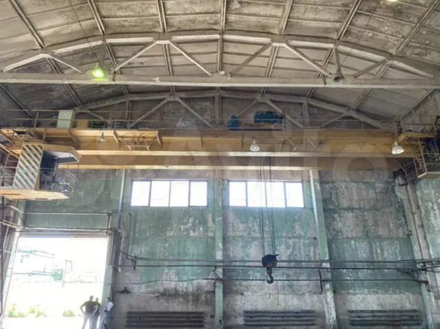 Аренда отапливаемого цеха 2500 м² с двумя кран-балками 16-20 т