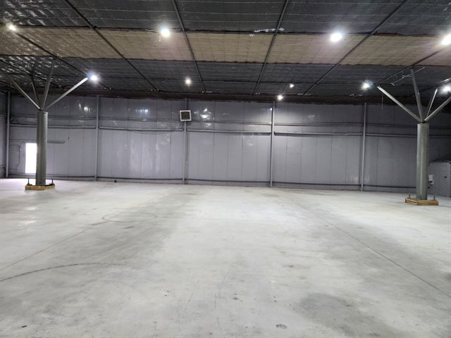 Аренда теплого ангра под склад-производство 946 м²