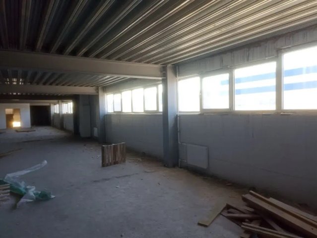 Аренда помещения под склад-производство от 2500 м² до 5000 м² с двумя кран-балками по 10 т