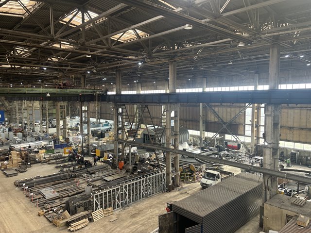 Аренда части помещения под склад-производство 1777 м² с краном на 10 т 