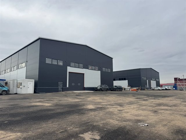 Продажа нового цеха 1600 на земельном участке 0,5 га с кран-балкой на 5 т 