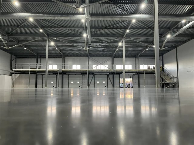 Аренда помещения по склад-производство 1300 м² с пандусом