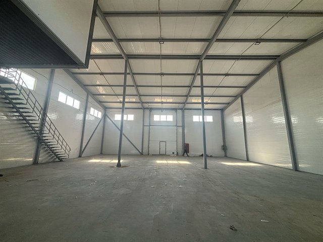 Аренда  390 м² под автосервис,склад производство, помещение у дороги 