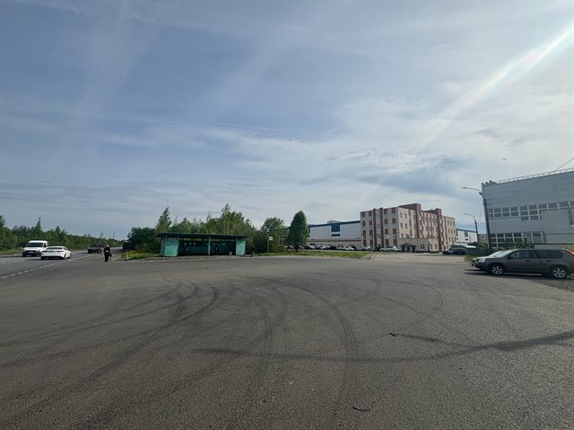 Сдаются в Аренду производственно складские отапливаемые помещения под склад-производство общей площадью 5200 м2 с кран-балками 5 т и 10 т.