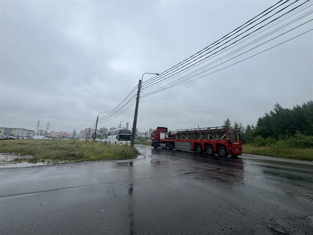 Аренда помещения 1500 м2 на Парнасе под склад/производство с кран балкой 5 тонн 